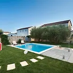 Villa Mediteranea